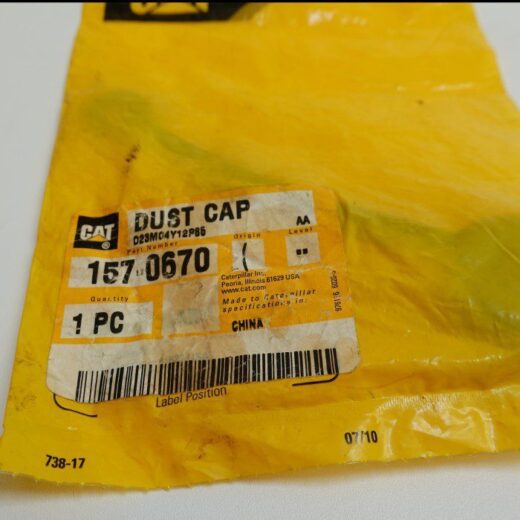 157-0670 Dust Cacap (CAT- OEM)